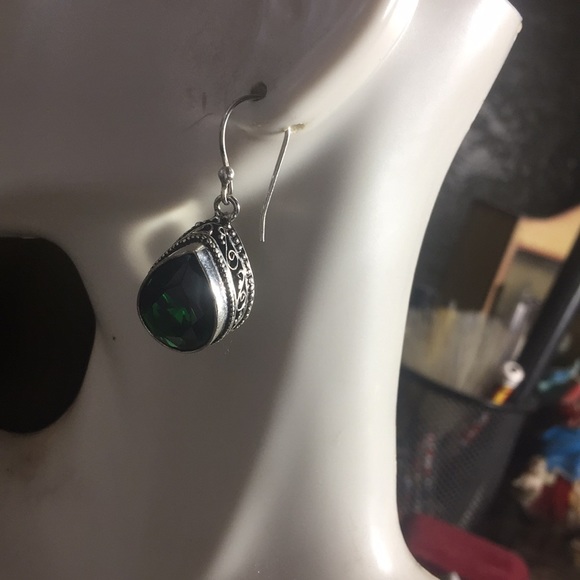 NEW artisan dark green quartz dangle earrings - Picture 7 of 11
